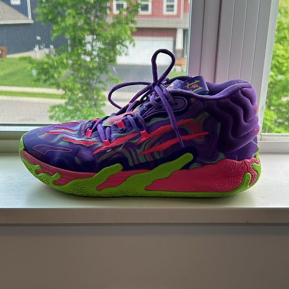 Lamelo ball mb03 toxic size 9.5 - Picture 3 of 8